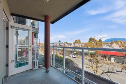 Photo 8 at 211 - 3250 W Broadway, Kitsilano, Vancouver West