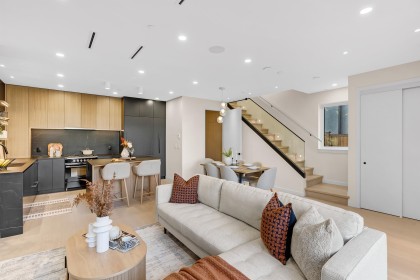 Photo 2 at 2 - 2764 W 14th Avenue, Kitsilano, Vancouver West