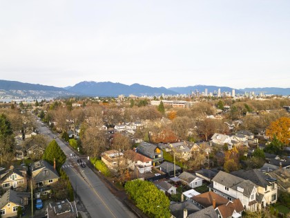 Photo 39 at 2 - 2764 W 14th Avenue, Kitsilano, Vancouver West