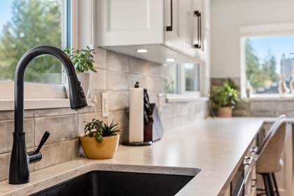 Photo 5 at 739 E 26th Street, Lynn Valley, North Vancouver