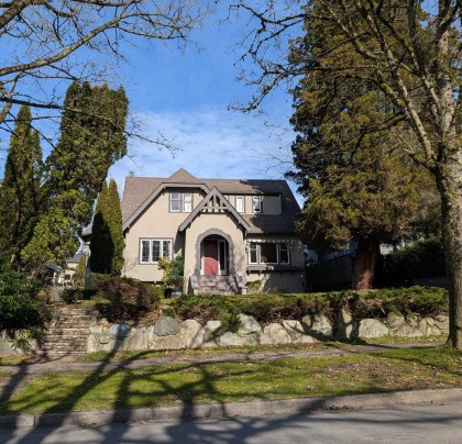 Photo 1 at 3425 W 33rd Avenue, Dunbar, Vancouver West