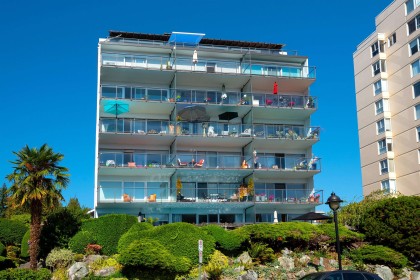 Photo 2 at 303 - 1845 Bellevue Avenue, Ambleside, West Vancouver