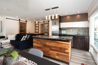 Photo 13 at 303 - 1845 Bellevue Avenue, Ambleside, West Vancouver