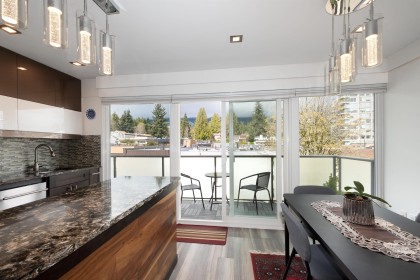 Photo 16 at 303 - 1845 Bellevue Avenue, Ambleside, West Vancouver