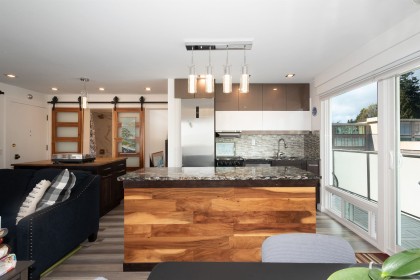 Photo 14 at 303 - 1845 Bellevue Avenue, Ambleside, West Vancouver