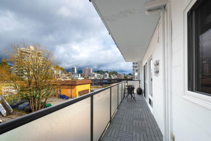 Photo 18 at 303 - 1845 Bellevue Avenue, Ambleside, West Vancouver