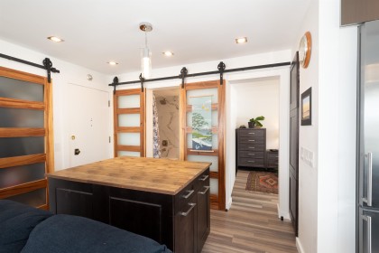 Photo 19 at 303 - 1845 Bellevue Avenue, Ambleside, West Vancouver