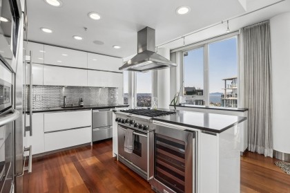 Photo 18 at 3701 - 1438 Richards Street, Yaletown, Vancouver West