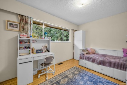 Photo 9 at 4578 Capilano Road, Canyon Heights NV, North Vancouver