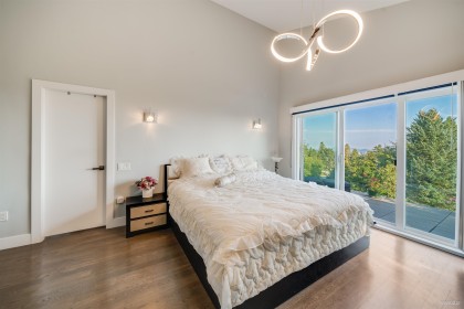 Photo 16 at 1135 Groveland Court, British Properties, West Vancouver