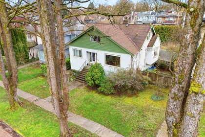 Photo 1 at 3346 W 21st Avenue, Dunbar, Vancouver West