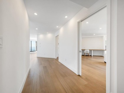 Photo 4 at 203 - 2190 Argyle Avenue, Dundarave, West Vancouver