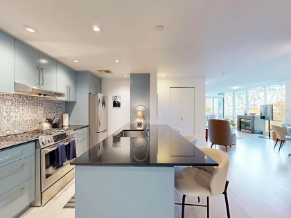 Photo 2 at 503 - 638 Beach Crescent, Yaletown, Vancouver West