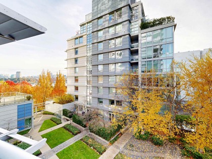 Photo 19 at 503 - 638 Beach Crescent, Yaletown, Vancouver West