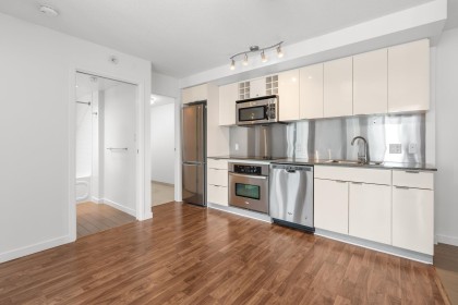 Photo 6 at 2210 - 233 Robson Street, Downtown VW, Vancouver West