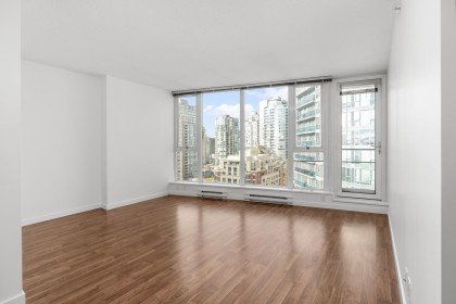 Photo 7 at 2210 - 233 Robson Street, Downtown VW, Vancouver West