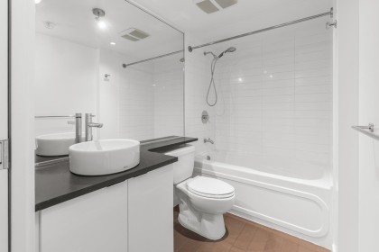 Photo 15 at 2210 - 233 Robson Street, Downtown VW, Vancouver West