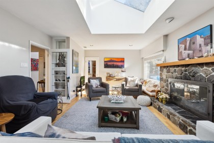 Photo 5 at 4028 Rose Crescent, Sandy Cove, West Vancouver