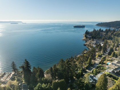 Photo 34 at 4028 Rose Crescent, Sandy Cove, West Vancouver