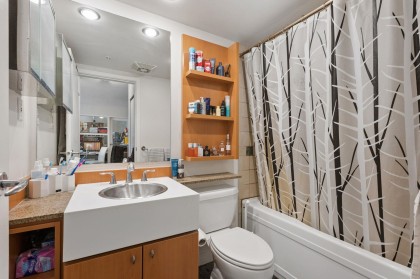 Photo 13 at 205 - 1438 Richards Street, Yaletown, Vancouver West