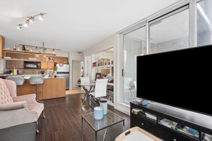Photo 4 at 205 - 1438 Richards Street, Yaletown, Vancouver West