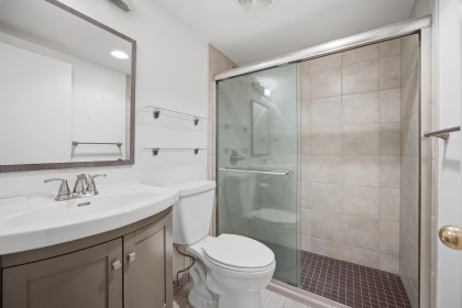 Photo 13 at 106 - 1425 Esquimalt Avenue, Ambleside, West Vancouver