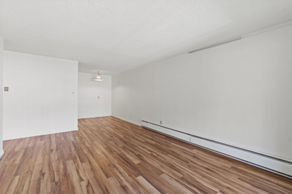 Photo 4 at 315 - 310 W 3rd Street, Lower Lonsdale, North Vancouver