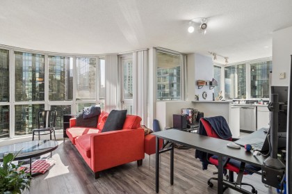 Photo 8 at 906 - 588 Broughton Street, Coal Harbour, Vancouver West