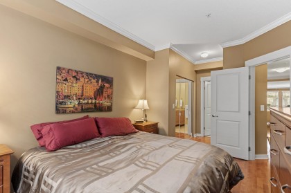 Photo 12 at 6238 Logan Lane, University VW, Vancouver West