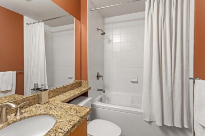 Photo 18 at 6238 Logan Lane, University VW, Vancouver West