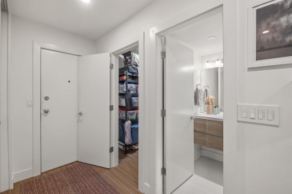 Photo 27 at 104 - 105 W Kings Road, Upper Lonsdale, North Vancouver