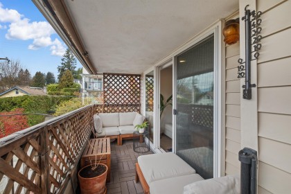 Photo 17 at 104 - 105 W Kings Road, Upper Lonsdale, North Vancouver
