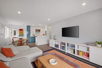 Photo 15 at 104 - 105 W Kings Road, Upper Lonsdale, North Vancouver