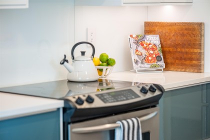 Photo 11 at 104 - 105 W Kings Road, Upper Lonsdale, North Vancouver