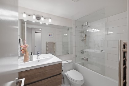 Photo 25 at 104 - 105 W Kings Road, Upper Lonsdale, North Vancouver