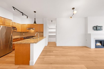 Photo 5 at 103 - 1111 E 27th Street, Lynn Valley, North Vancouver