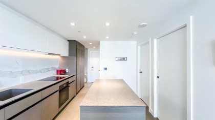 Photo 6 at 1705 - 620 Cardero Street, Coal Harbour, Vancouver West