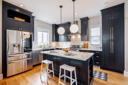 Photo 1 at 457 E 11th Street, Central Lonsdale, North Vancouver