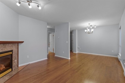 Photo 5 at 201 - 4688 W 10th Avenue, Point Grey, Vancouver West