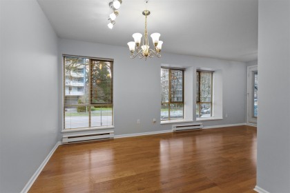 Photo 4 at 201 - 4688 W 10th Avenue, Point Grey, Vancouver West