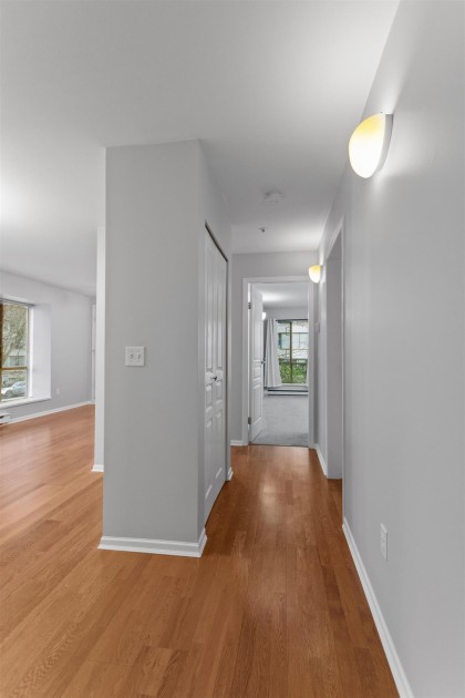 Photo 8 at 201 - 4688 W 10th Avenue, Point Grey, Vancouver West