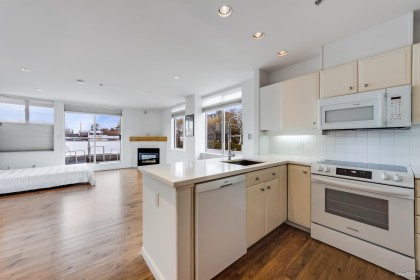 Photo 12 at 206 - 1978 Vine Street, Kitsilano, Vancouver West