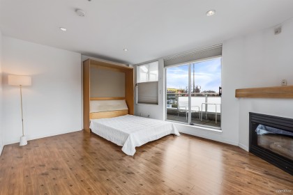 Photo 3 at 206 - 1978 Vine Street, Kitsilano, Vancouver West