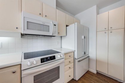 Photo 11 at 206 - 1978 Vine Street, Kitsilano, Vancouver West