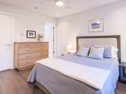 Photo 13 at 922 W 15th Avenue, Fairview VW, Vancouver West