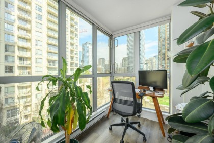 Photo 17 at 505 - 1238 Richards Street, Yaletown, Vancouver West