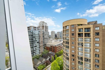 Photo 34 at 1305 - 1111 Richards Street, Downtown VW, Vancouver West