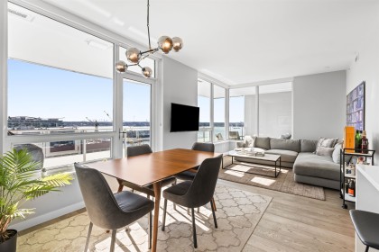 Photo 4 at 1210 - 118 Carrie Cates Court, Lower Lonsdale, North Vancouver