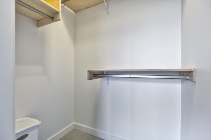 Photo 17 at 402 - 1061 Marine Drive, Norgate, North Vancouver