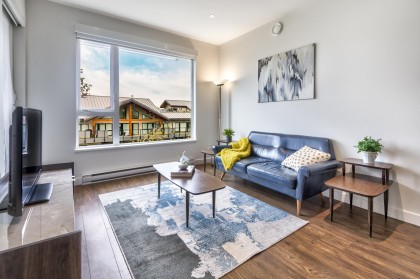 Photo 10 at 402 - 1061 Marine Drive, Norgate, North Vancouver